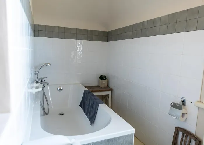 Maison Rabelais Bed and breakfast