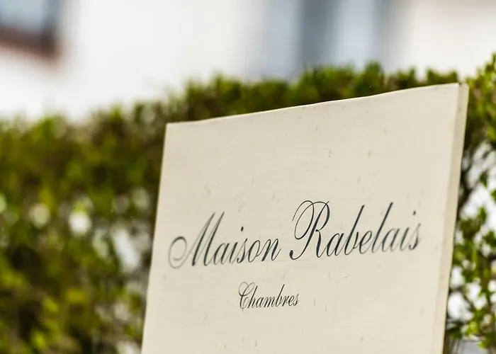 Maison Rabelais לינה וארוחת בוקר 3*