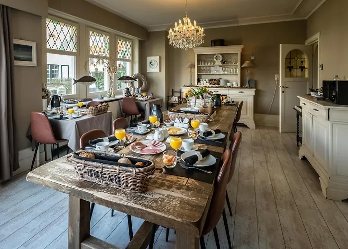 Maison Rabelais 3* דה האן