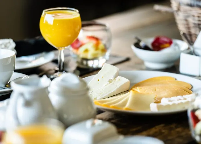 Maison Rabelais Bed and breakfast